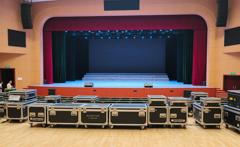 成都舞台设备，舞台的艺术塑造者